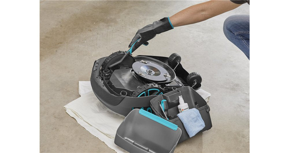 Gardena Conjunto De Limpieza Y Mantenimiento De Cortacésped Robótico, Conjunto De Herramientas 04067-20