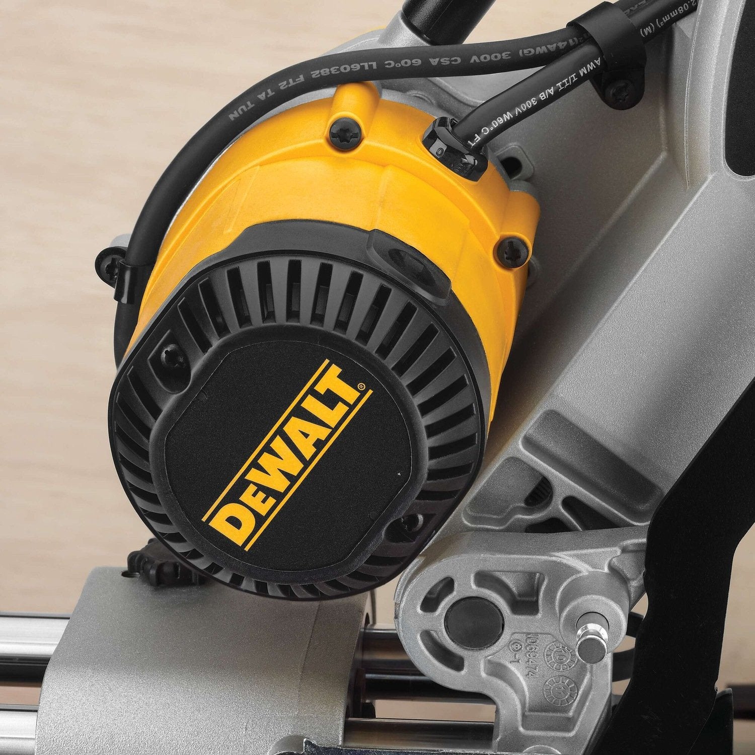 EAN 5035048332344 - DeWALT DWS780 3800 RPM 1675 W imagen 45