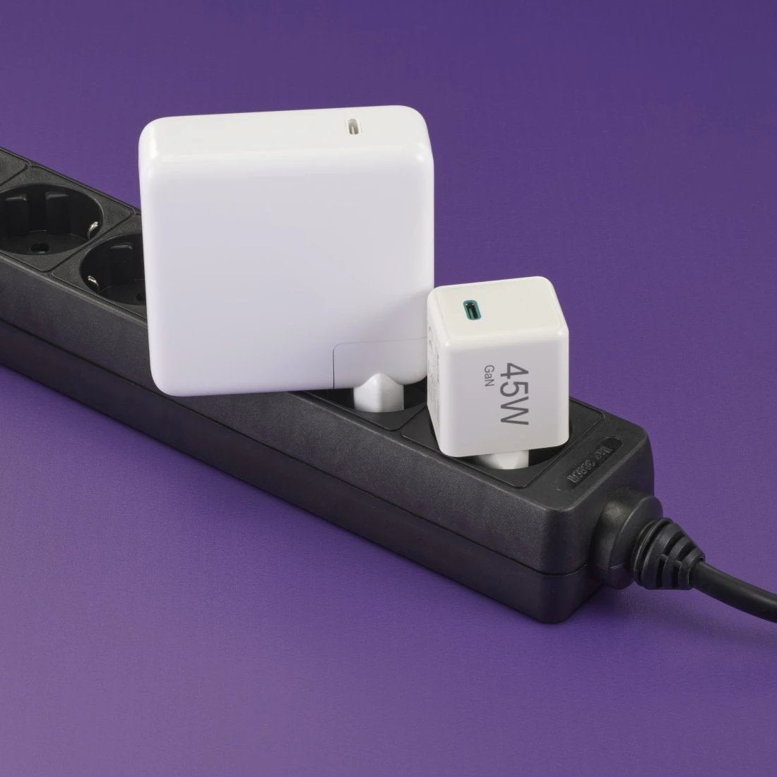 Hama Cargador Red Eléctrica Blanco Usb-C 45w Carga Rápida