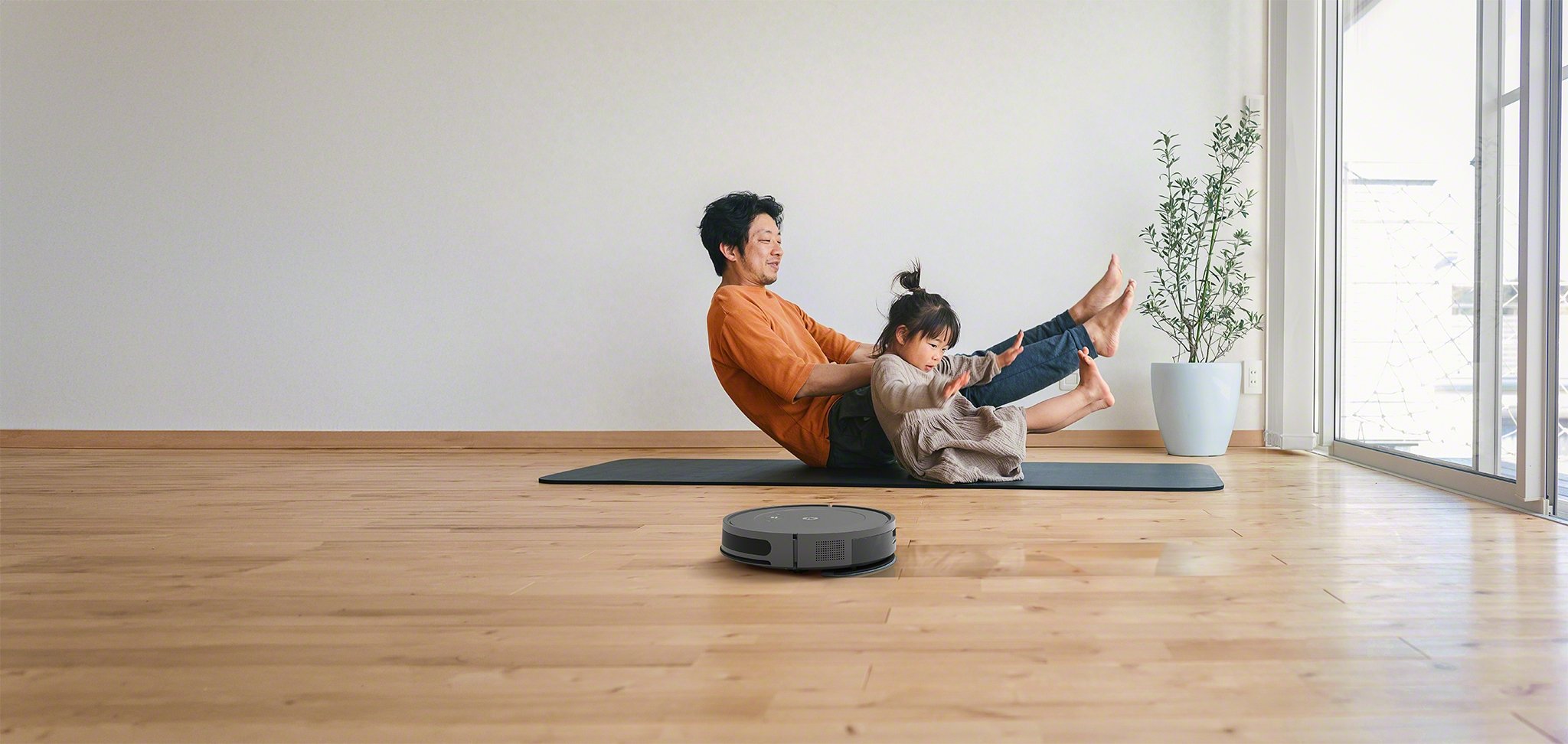 Robot De Limpieza Roomba Combo Essential (Y011440)