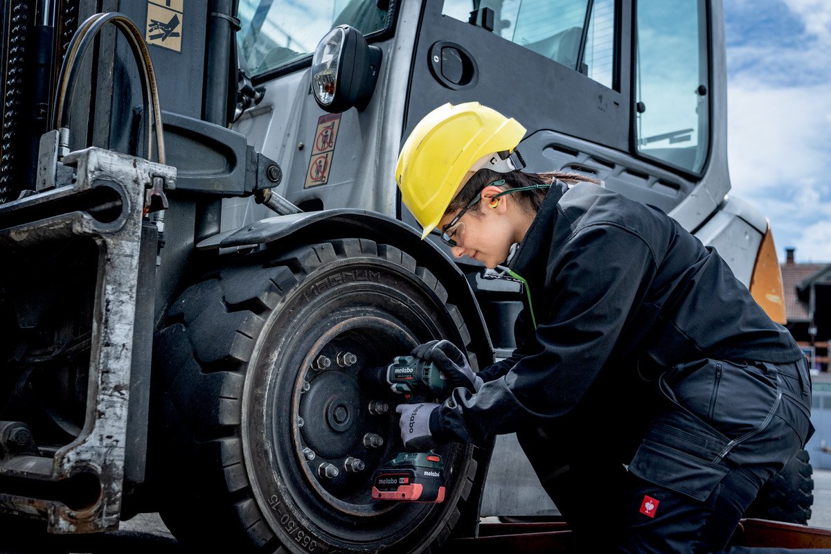 Metabo Ssw 18 Ltx 800 Bl Llave De Impacto Inalámbrica