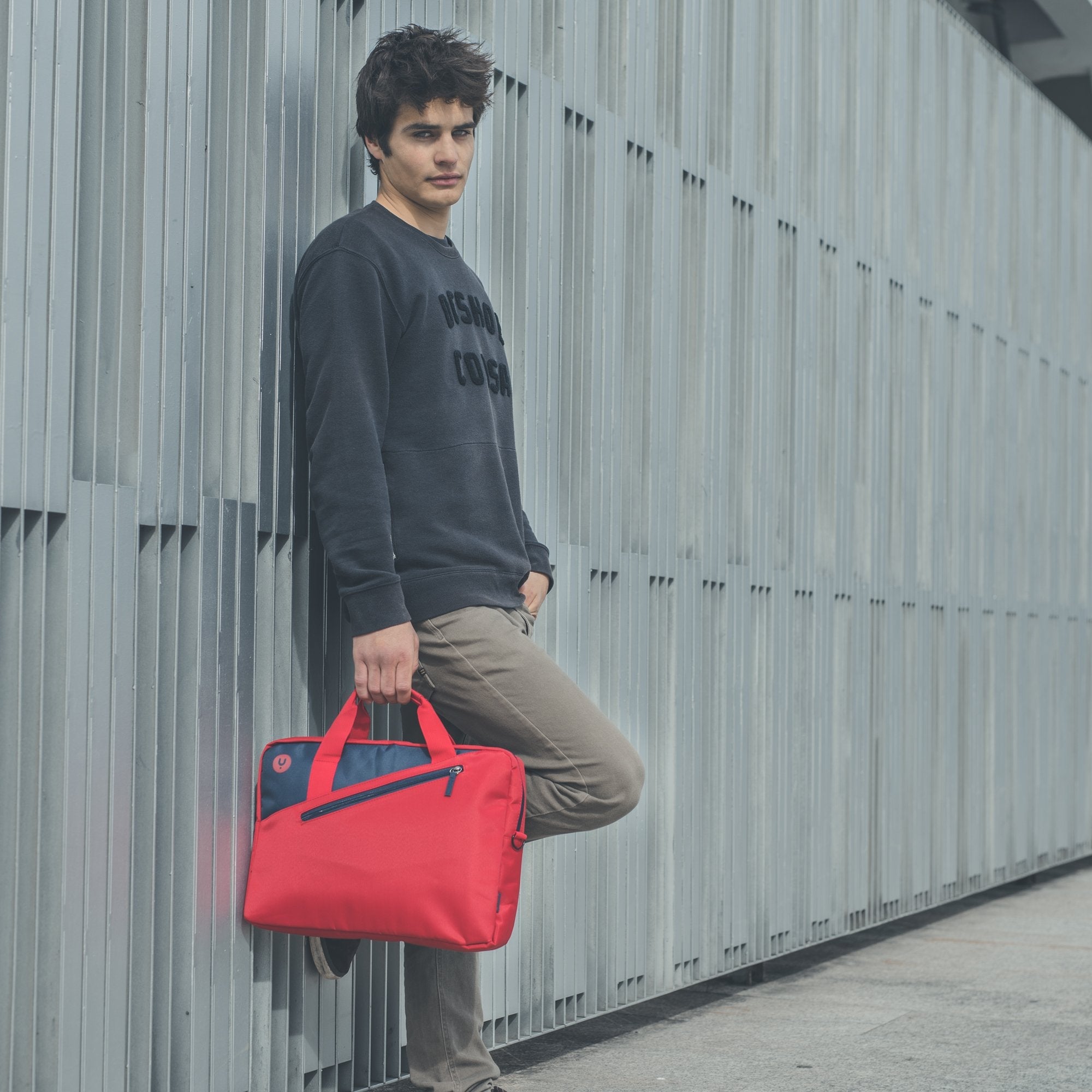 Maletín Monray Ginger Para Portátiles Hasta 15.6' Cinta Para Trolley Rojo