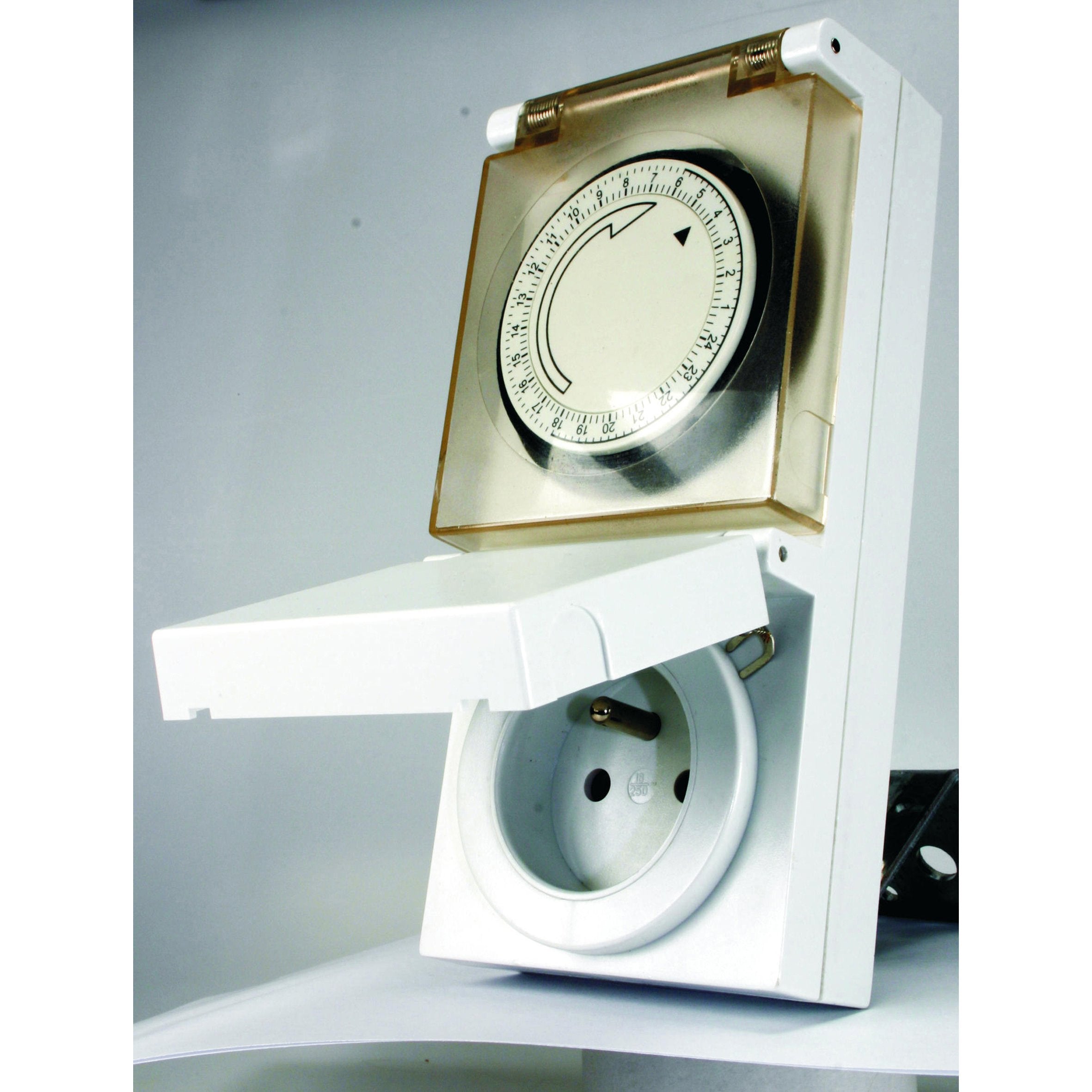 EAN 8711658372464 - Smartwares TM116B FR Blanco Temporizador diario imagen 1