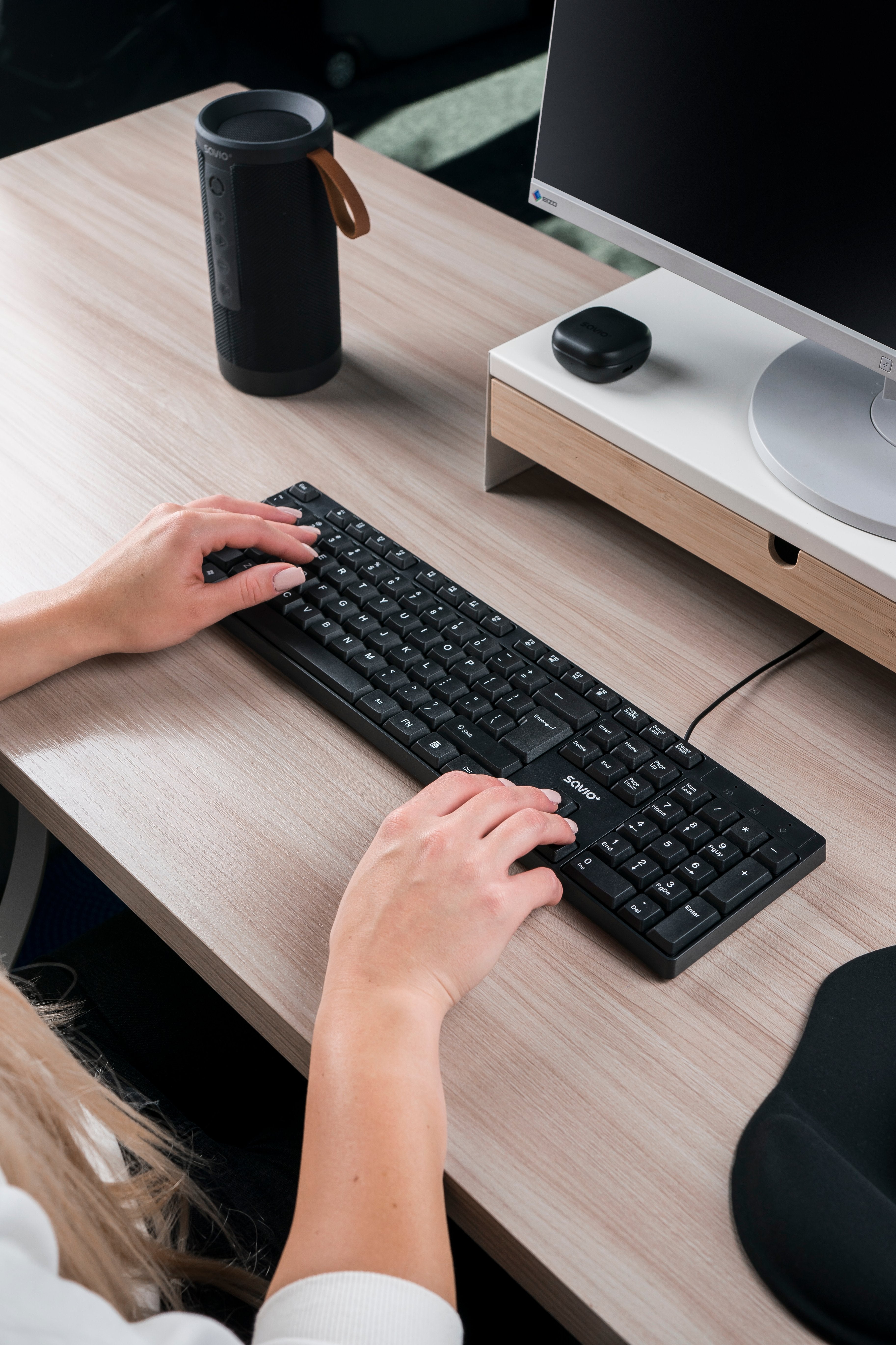 EAN 5901986048848 - Savio KB-01 teclado Hogar / Oficina USB QWERTY Inglés de EE. UU. Negro imagen 11