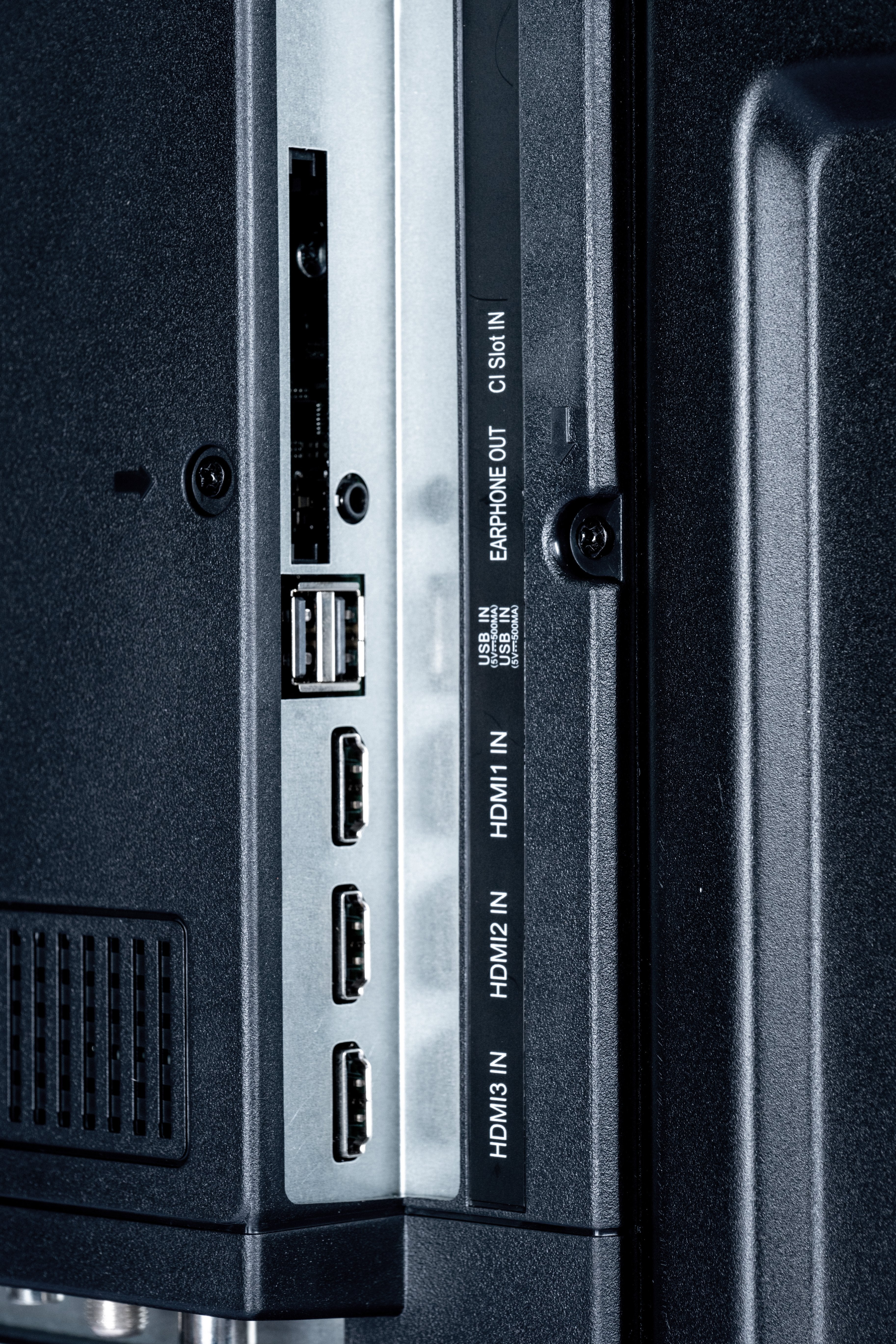 Televisor Tornado 32es4301x (32") Hd Smart Tv Wifi Negro 220 Cd / M²