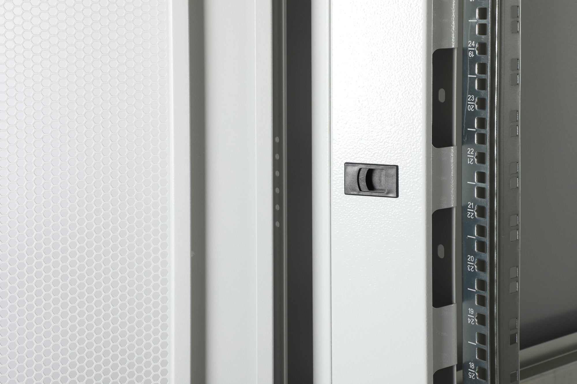 EAN 4016032476788 - Digitus DN-31128 armario rack 42U Rack o bastidor independiente Gris imagen 8