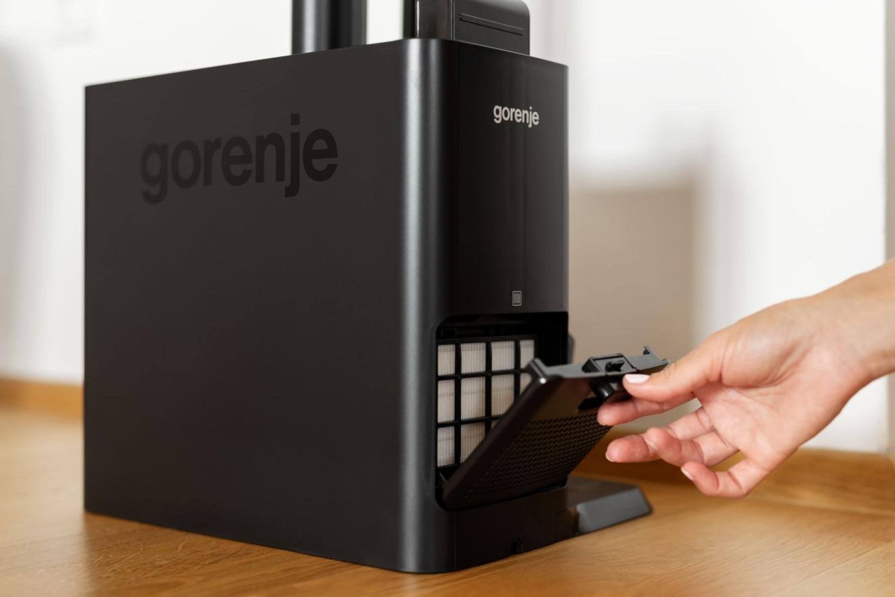 EAN 3838783075833 - Gorenje SVC296749NEBL Aspiradora escoba 2 en 1 Batería Secar HEPA Sin bolsa 0,6 L 550 W Carbón vegetal imagen 54
