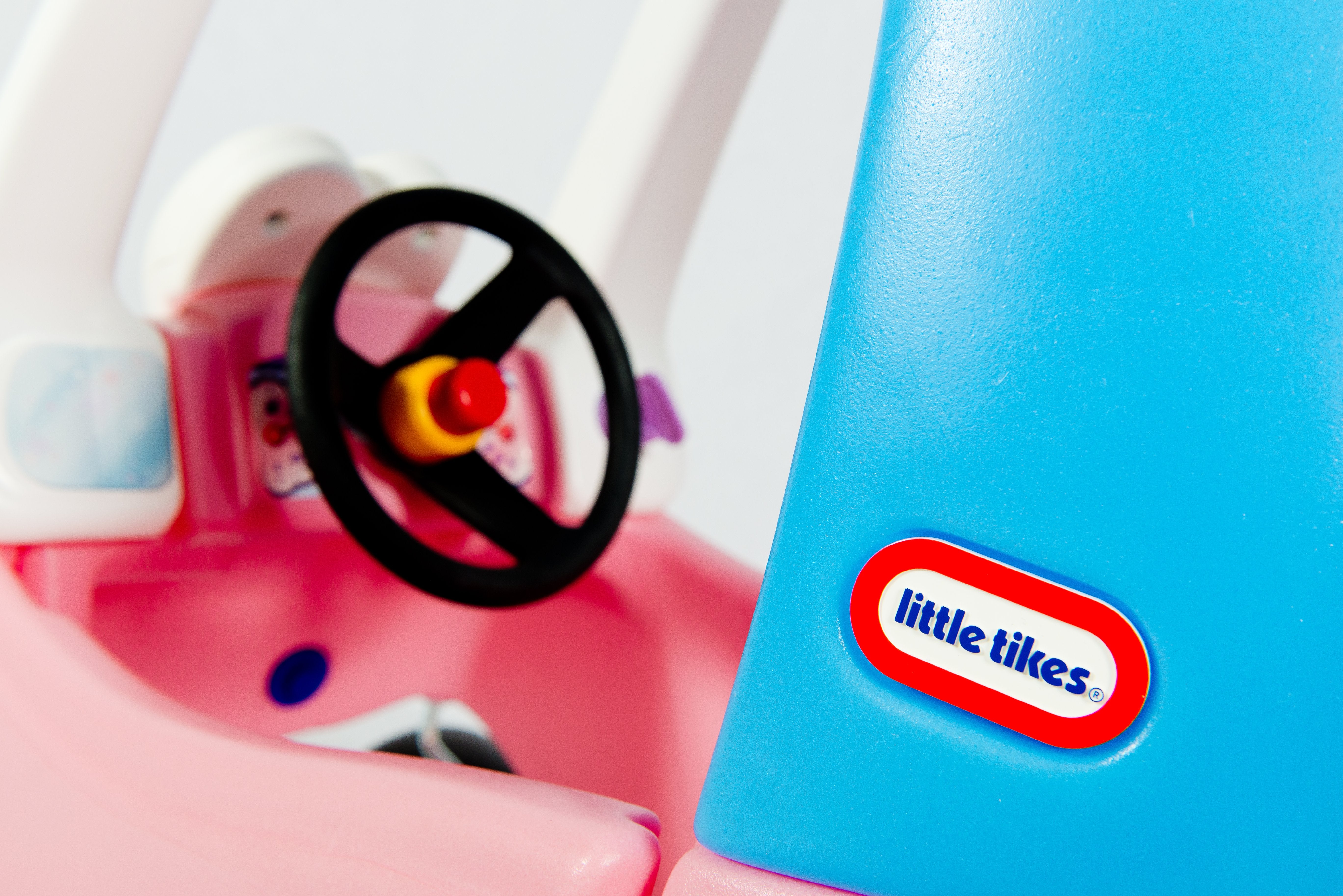 EAN 0050743614798 - Little Tikes Cozy Coupe Princess Correpasillos con forma de coche imagen 8