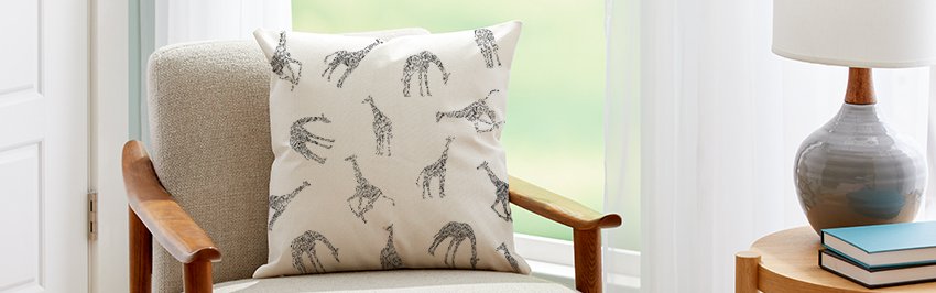 EAN 0093573735899 - Cricut Pillow Cover Blank Crema de color Poliéster imagen 4