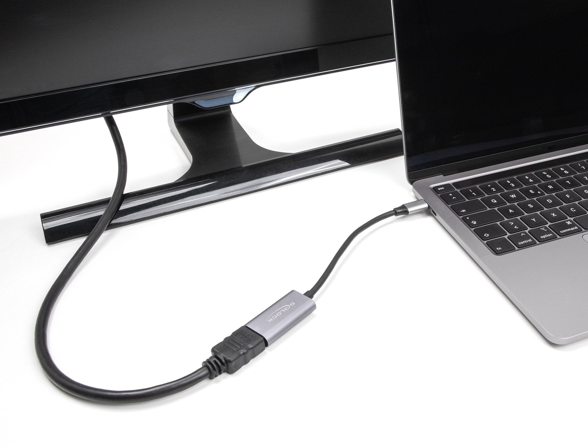 EAN 4043619600212 - DeLOCK 60021 Adaptador gráfico USB 7680 x 4320 Pixeles Negro, Gris imagen 2