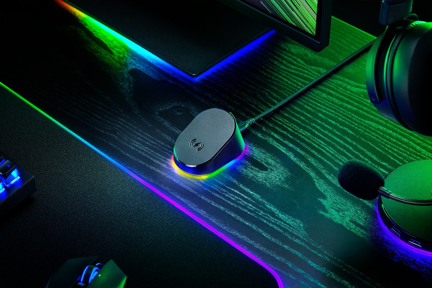 EAN 8887910063163 - Razer MOUSE DOCK PRO Ratón Negro USB Cargador inalámbrico Interior imagen 3