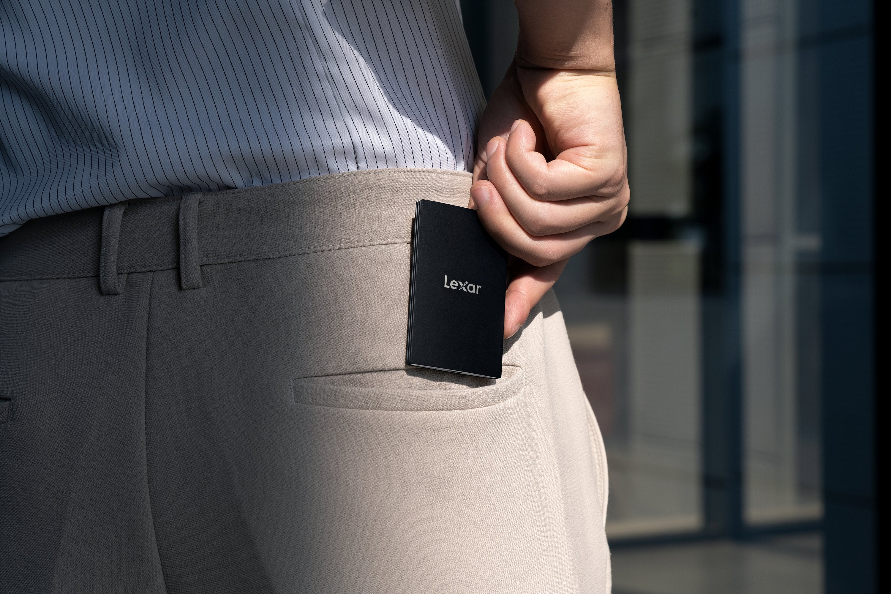 EAN 0843367133031 - Lexar LSL500X002T-RNBNG unidad externa de estado sólido 2 TB USB Tipo C USB 3.2 Gen 2x2 Negro imagen 16