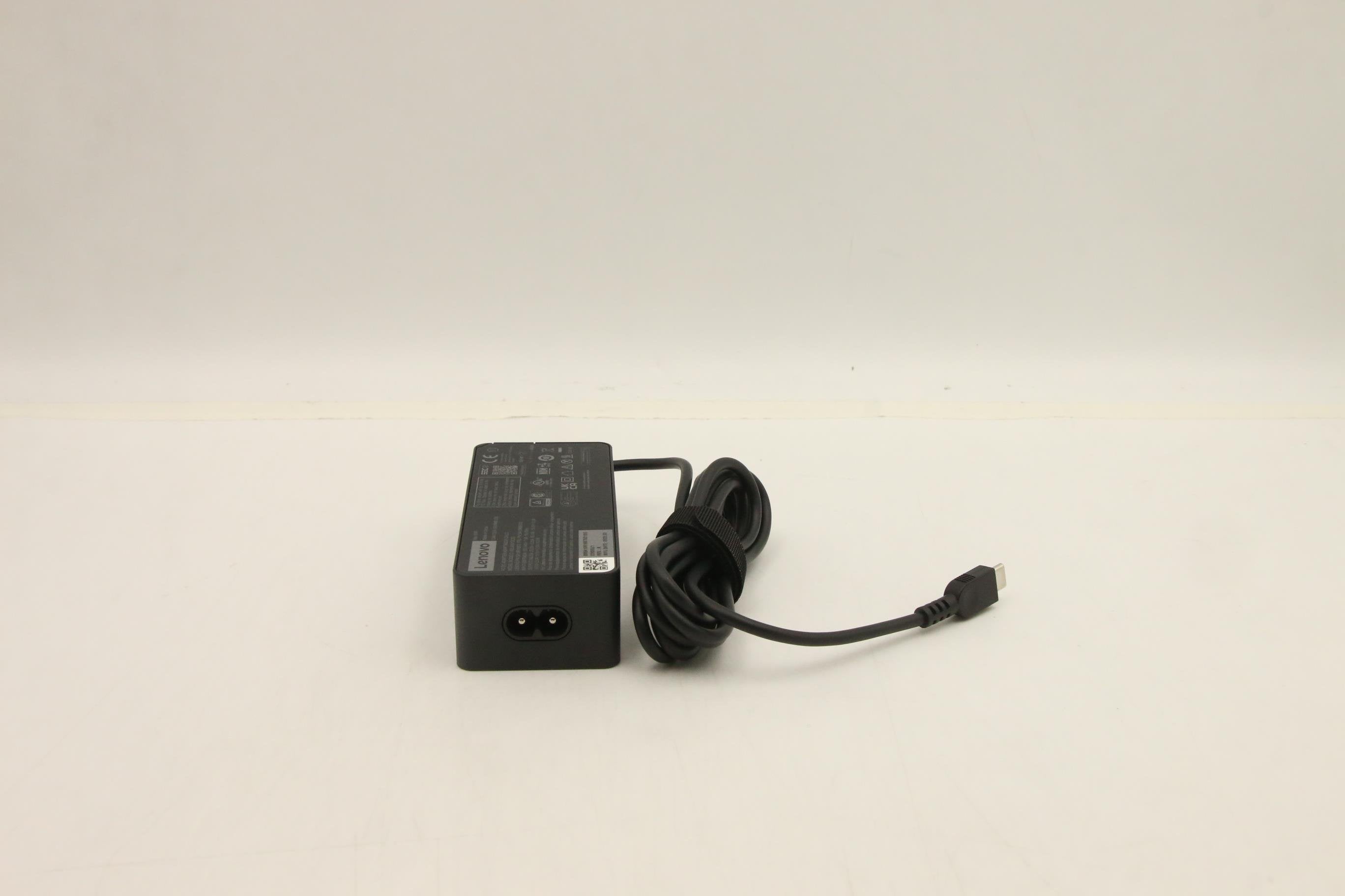 EAN 5715063427088 - Lenovo 5A10W86303 adaptador e inversor de corriente Interior 65 W Negro imagen 4