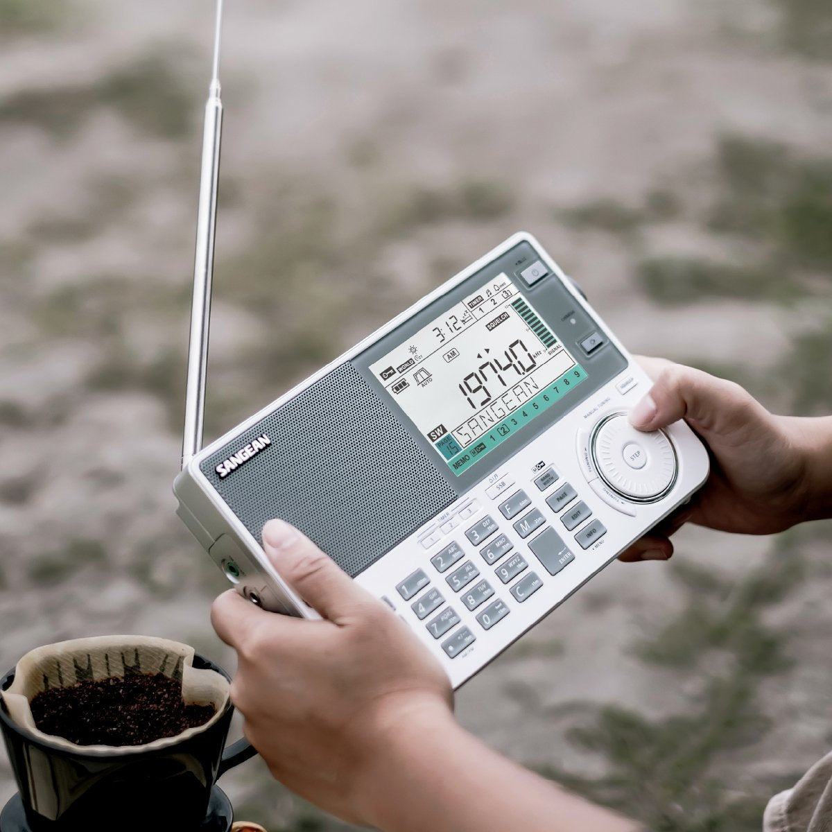 Sangean Ats-909 X White