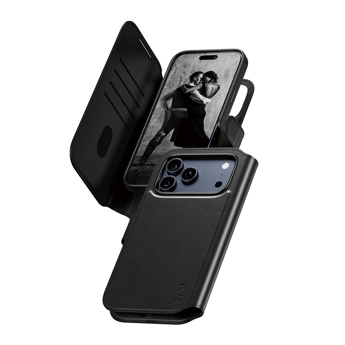 EAN 5715685026782 - PanzerGlass CARE by ® Feature Case Tango Two-in-One Wallet w. MagSafe iPhone 17 Pro Max funda para teléfo imagen 1