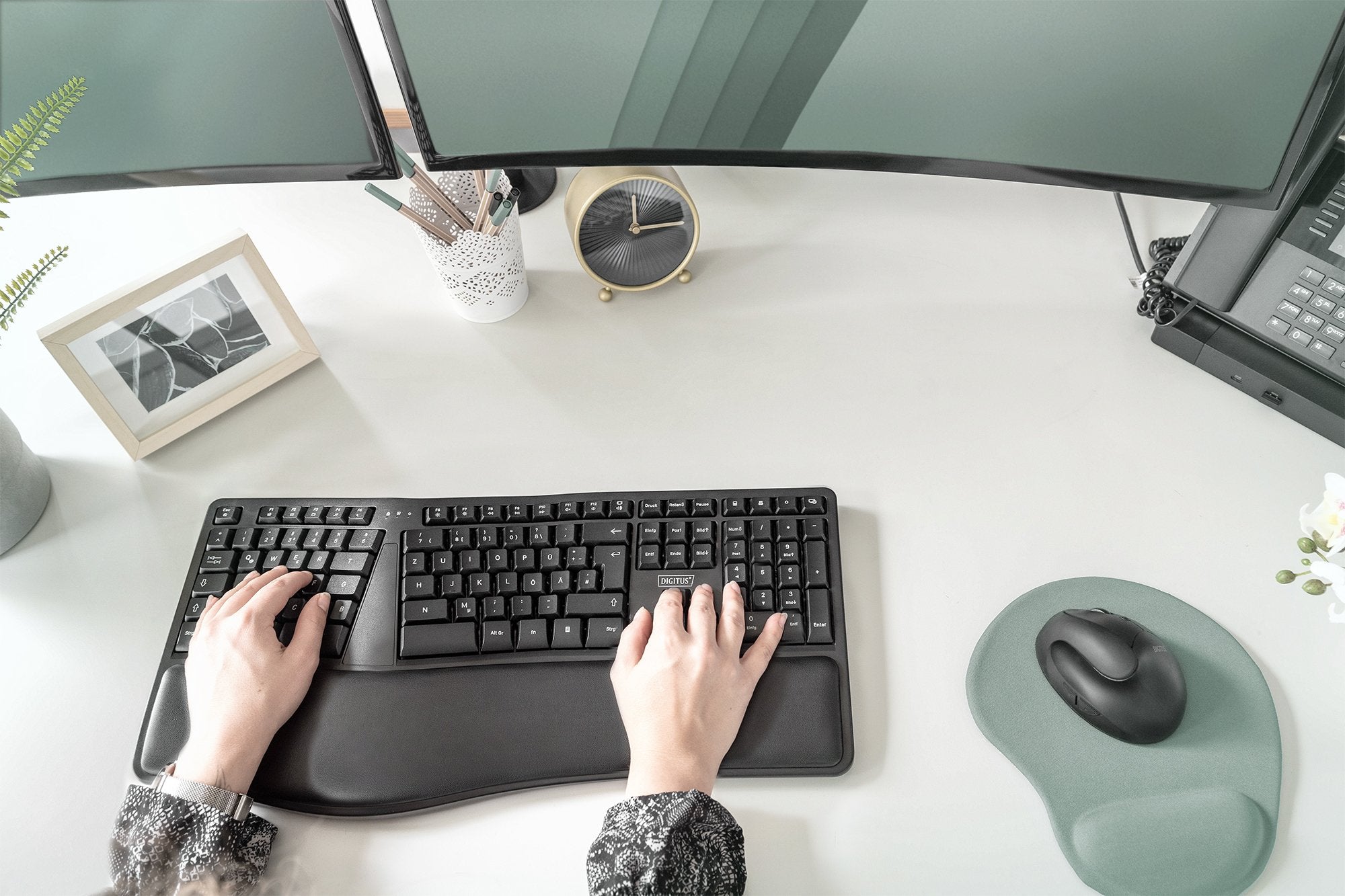EAN 4016032463900 - Digitus DA-20157 teclado Universal RF inalámbrico QWERTZ Alemán Negro imagen 3