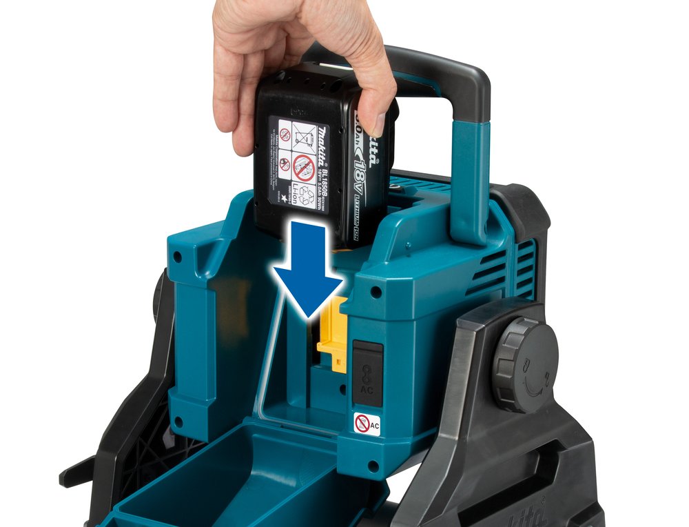EAN 0088381888288 - Makita DML811 luz de trabajo Negro, Azul LED 31,5 W imagen 14