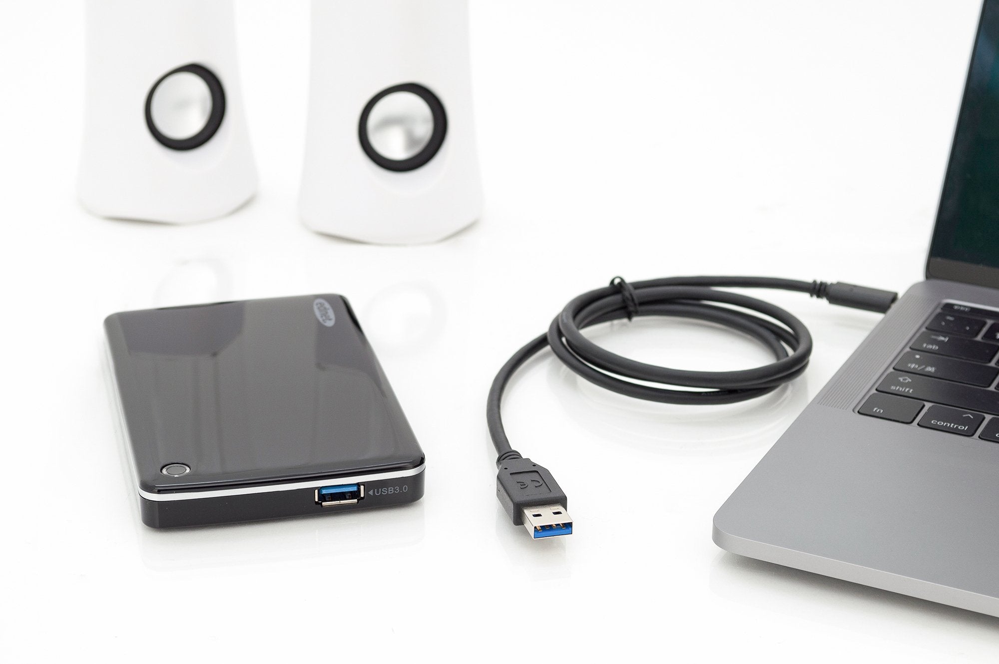 EAN 4016032438298 - Digitus AK-300146-010-S cable USB USB 2.0 1 m USB C USB A Negro imagen 2