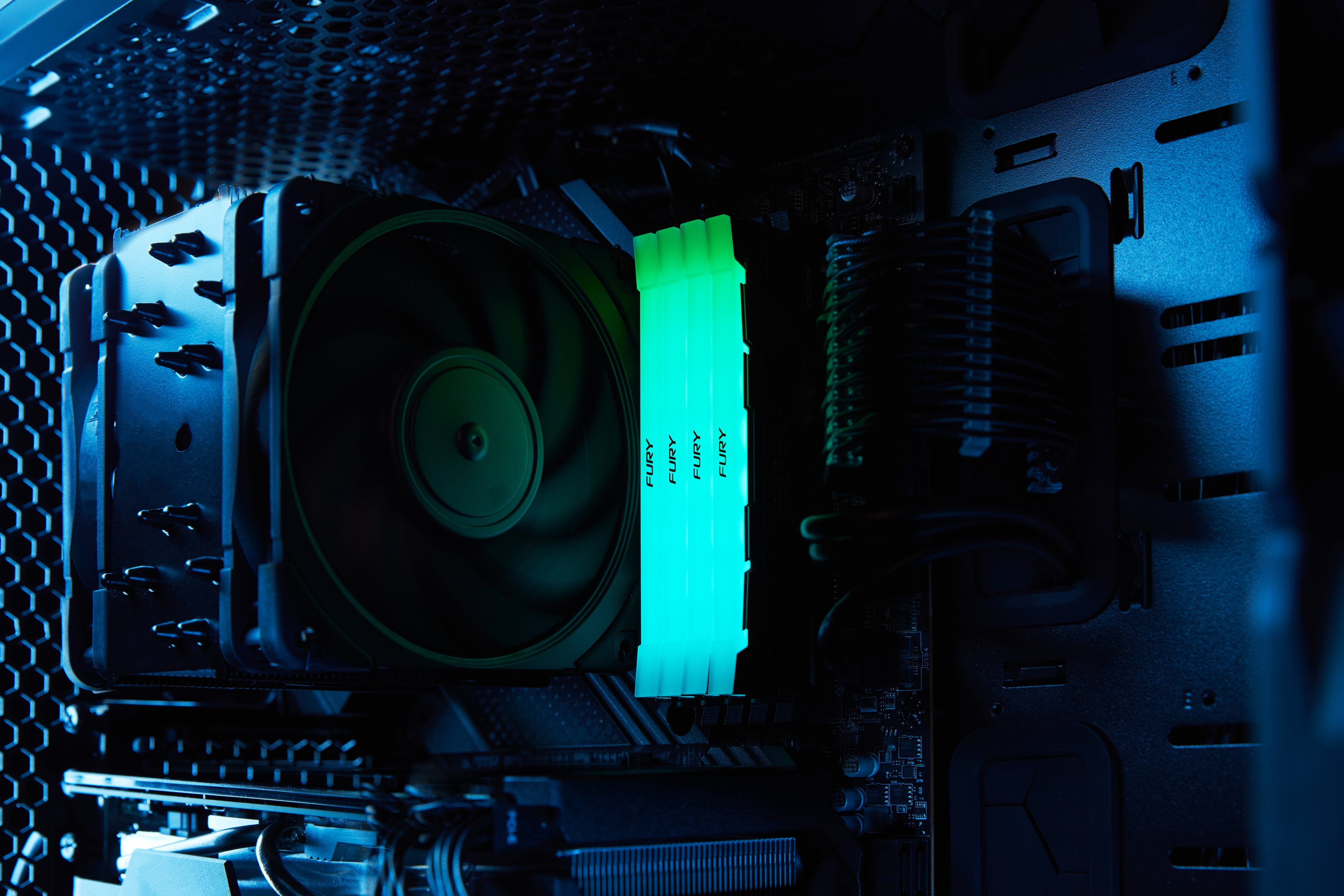 EAN 0740617338263 - Kingston Technology FURY Renegade RGB módulo de memoria 2 x 8 GB 4266 MT/s 288-pin DIMM imagen 8