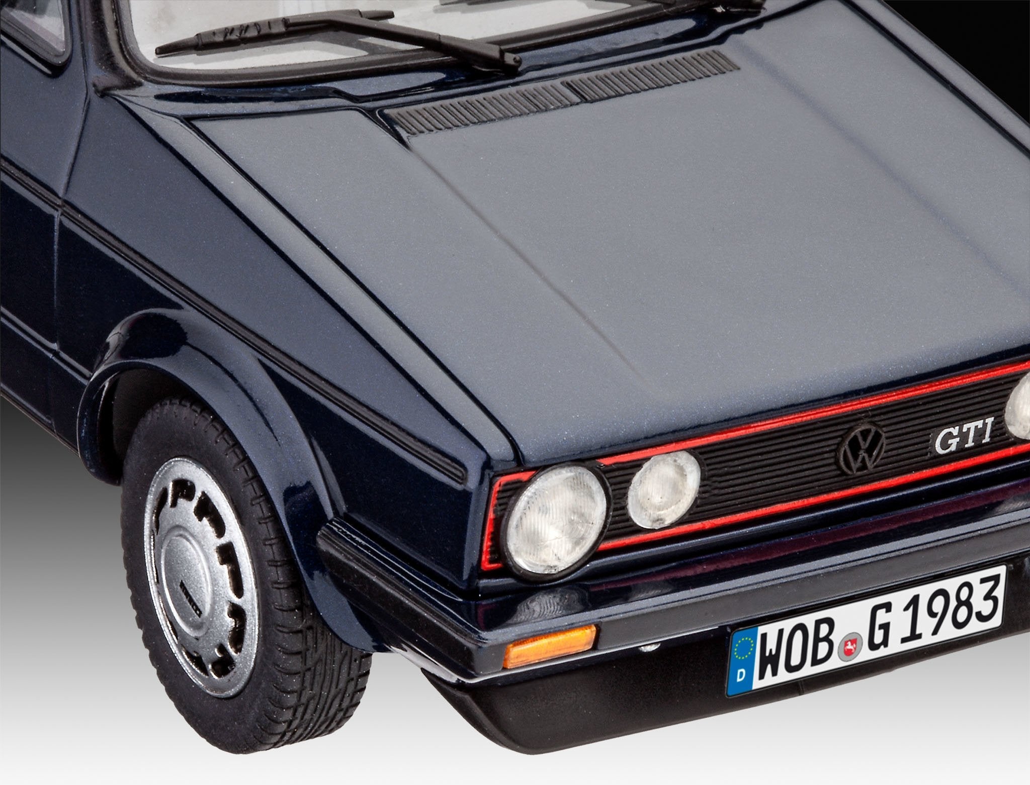 EAN 4009803056944 - Revell 35 Years VW Golf 1 GTI Pirelli Modelo a escala de coche imagen 5