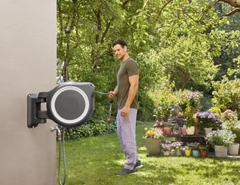 EAN 4078500052054 - Gardena RollUp L Carrete de pared Automático Negro, Azul, Gris imagen 3
