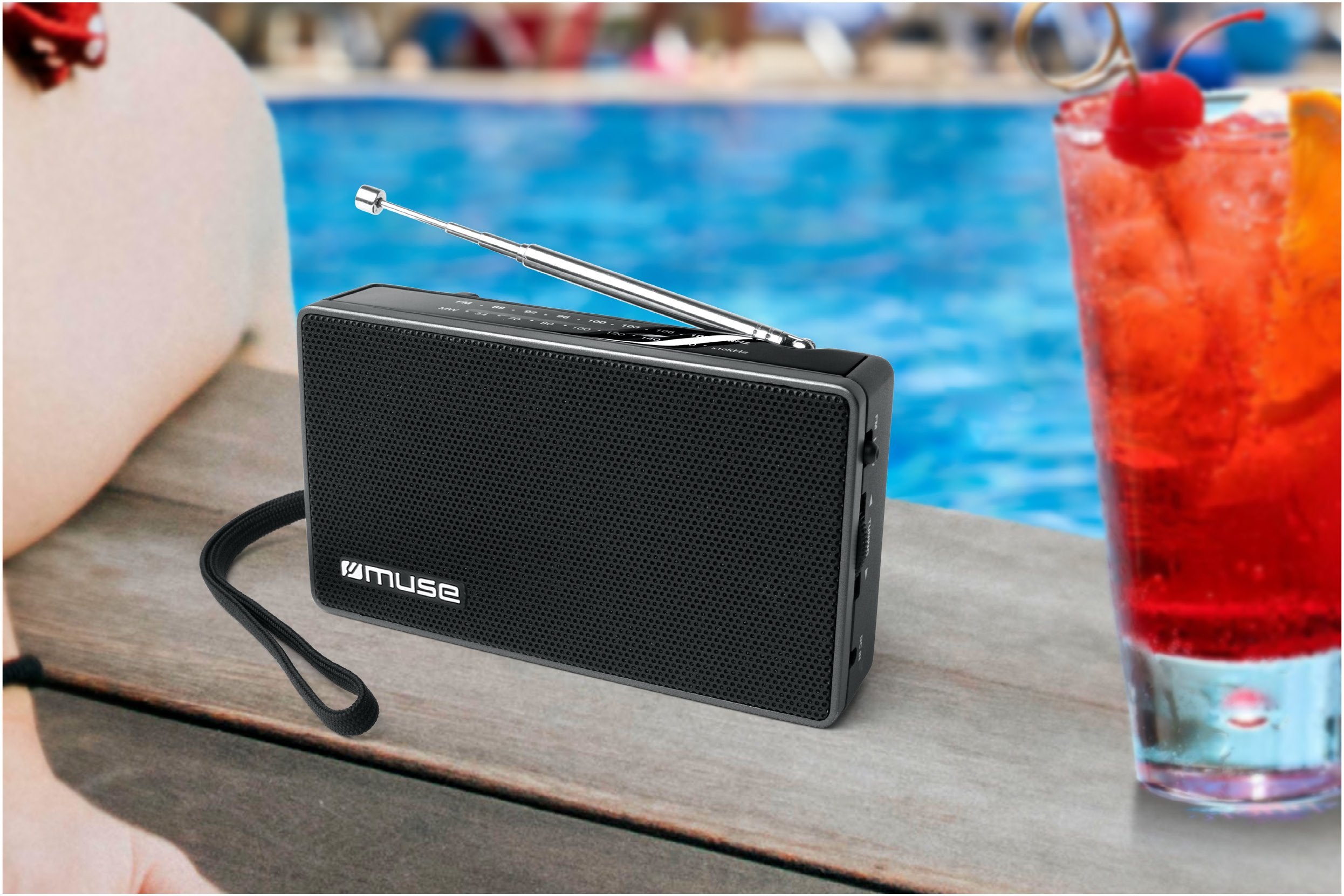 EAN 3700460203894 - Muse M-030 R Portátil Analógica Negro imagen 3