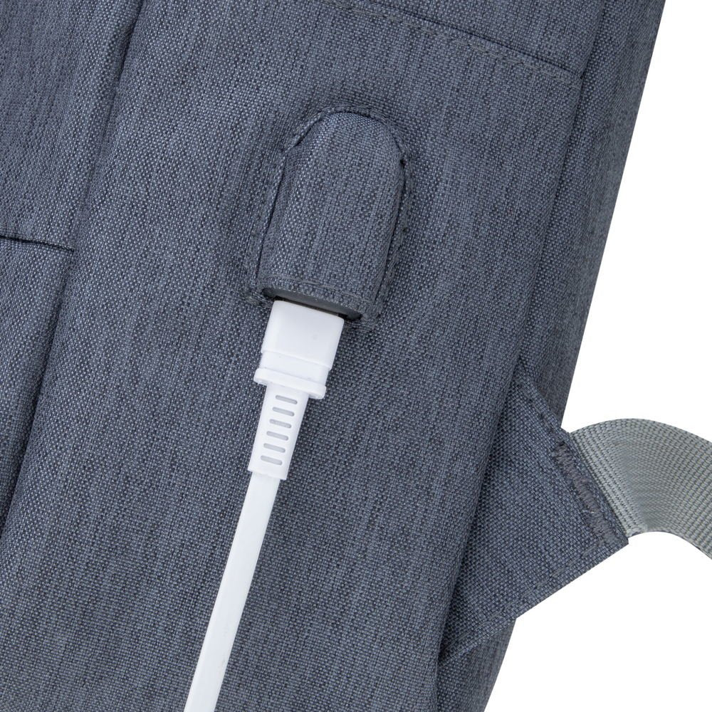 Mochila Riva Nb Prater 15.6" 7562 Gris Oscuro