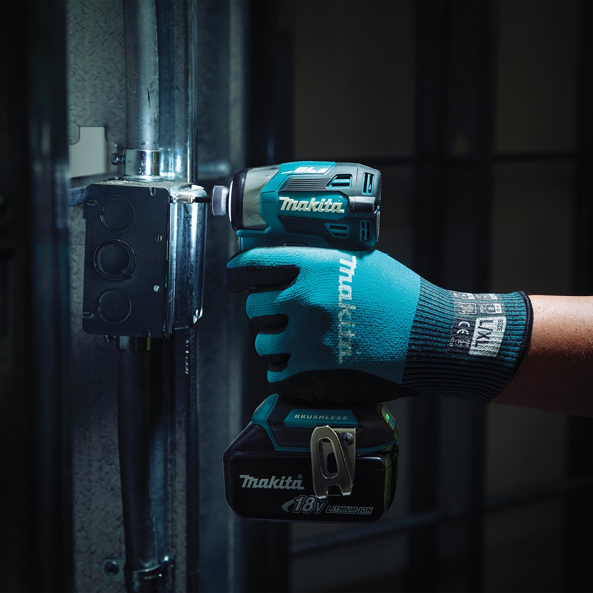 EAN 0088381779210 - Makita DTD173Z destornillador eléctrico y llave de impacto 3600 RPM Negro, Azul imagen 4