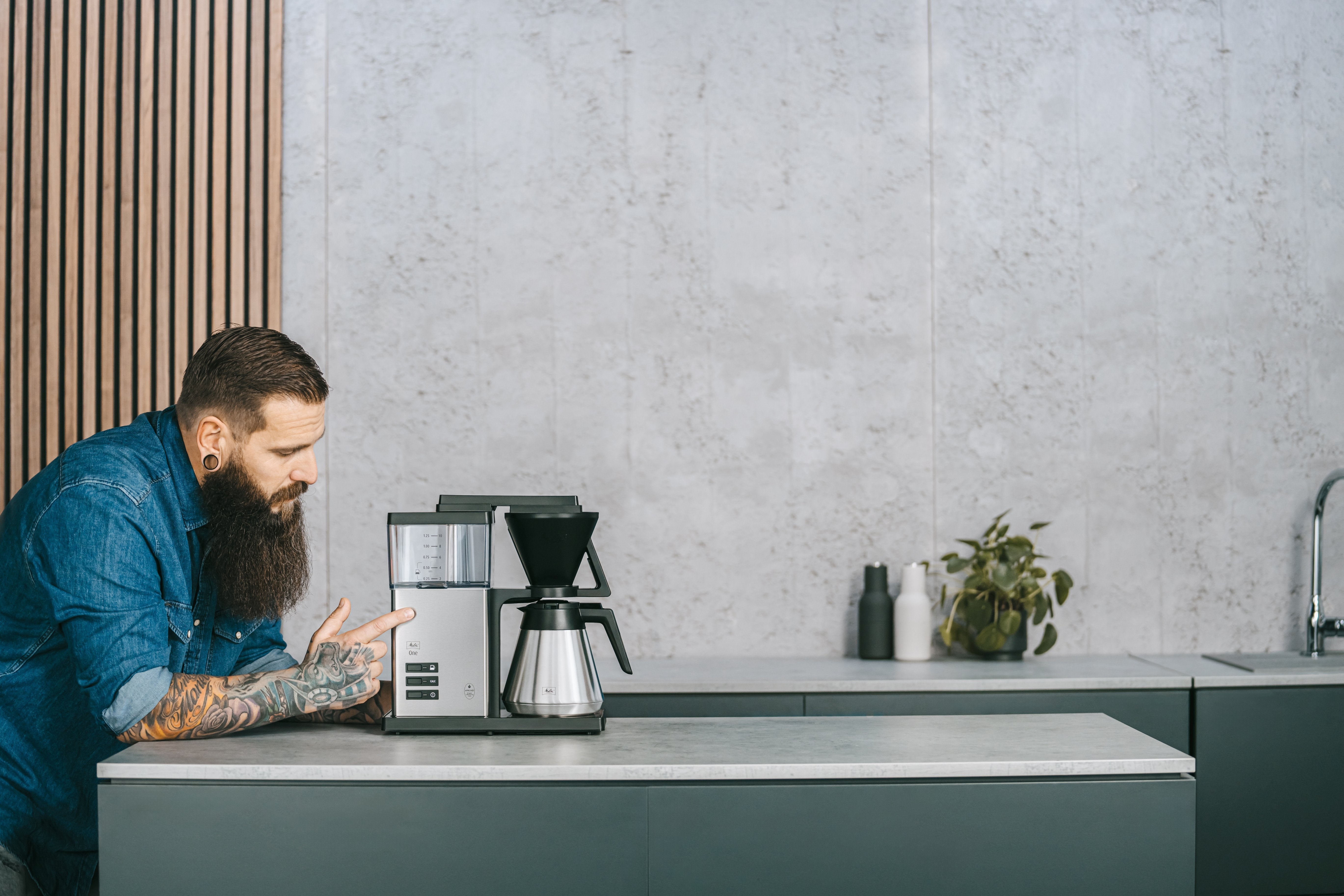 EAN 4006508227754 - Melitta ONE Semi-automática Cafetera de filtro 1,25 L imagen 10