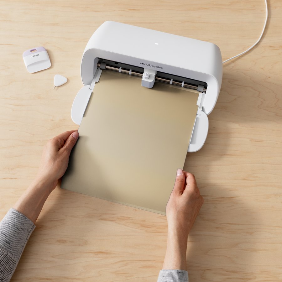 EAN 0093573758874 - Cricut Joy Xtra Smart Vinyl Desmontable Negro, Oro, Blanco Mate imagen 3