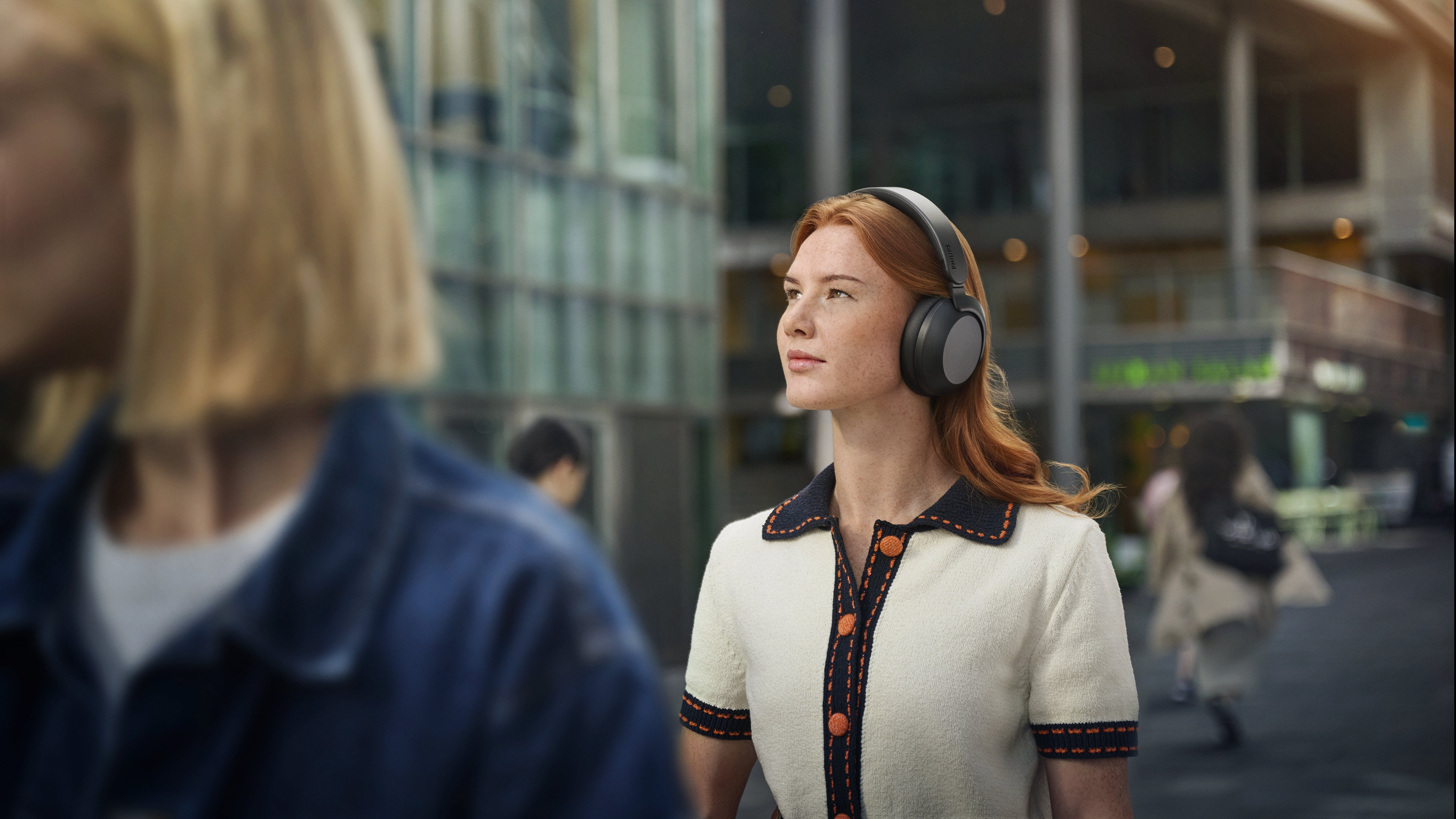 EAN 4895229160897 - Philips TAH8000E Auriculares Inalámbrico y alámbrico Diadema Llamadas/Música USB Tipo C Bluetooth Negro imagen 9