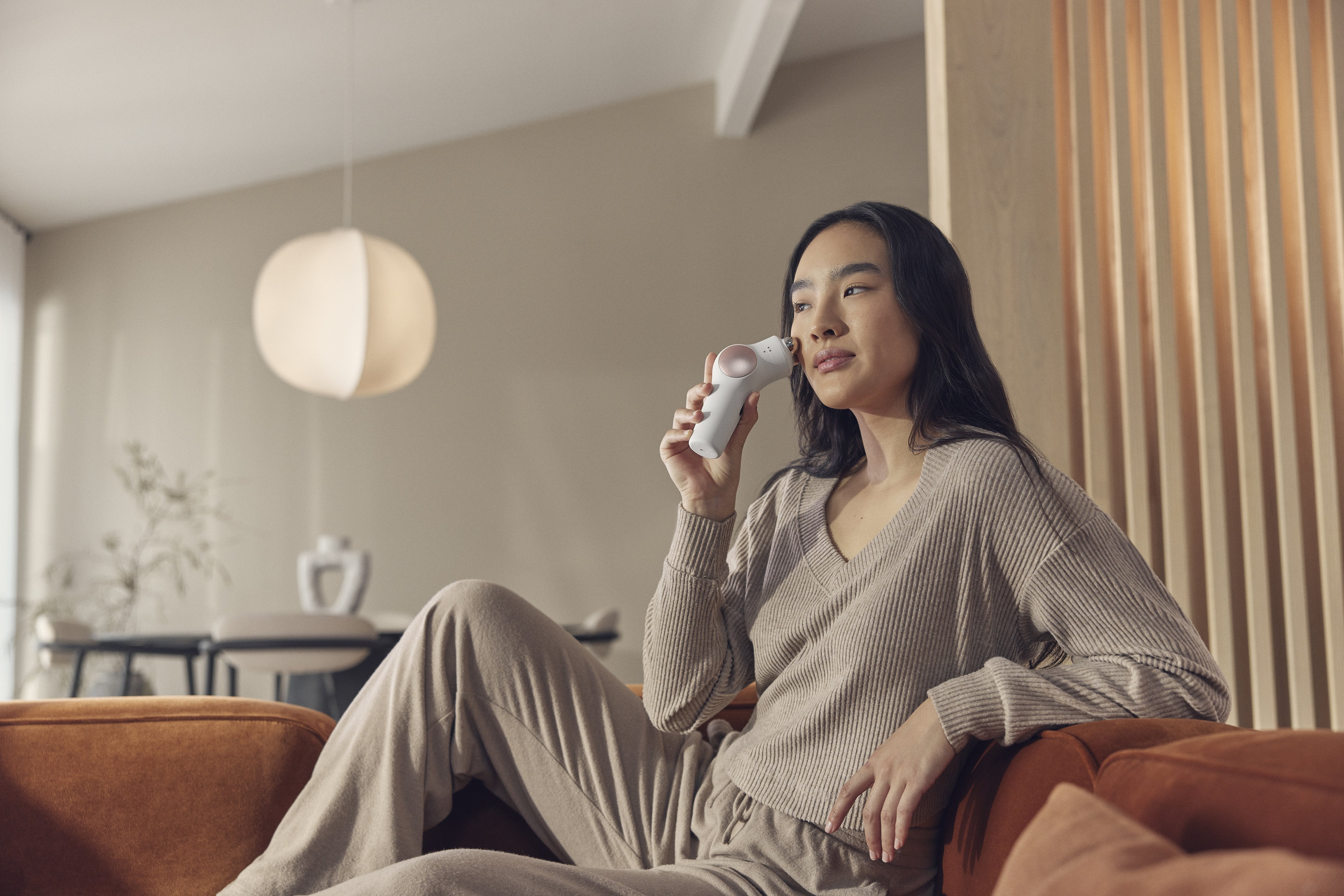 Therabody Theraface Pro Masajeador Cara Blanco