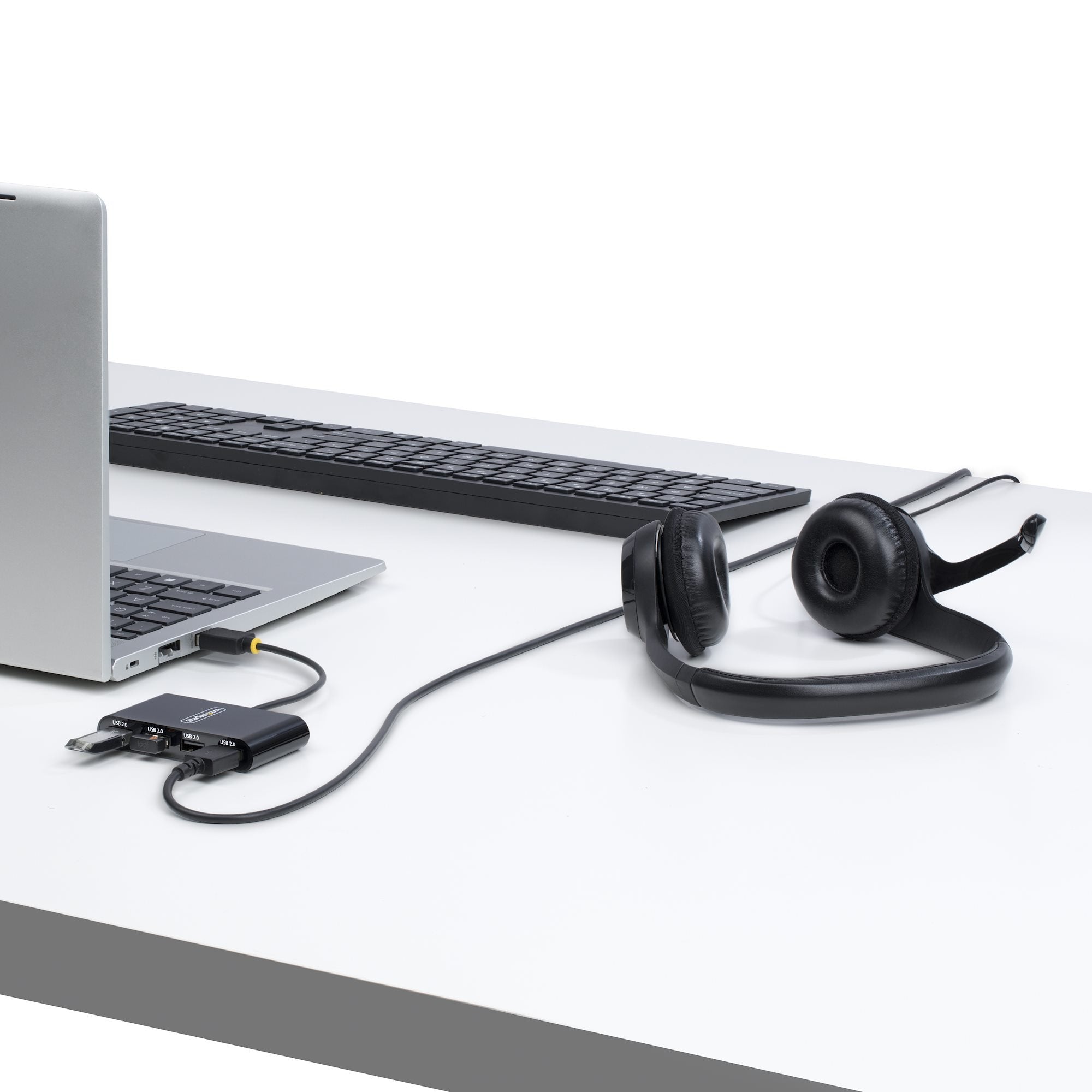 EAN 0065030911238 - StarTech.com ST4200MINI2-USB-HUB hub de interfaz 480 Mbit/s Negro imagen 6