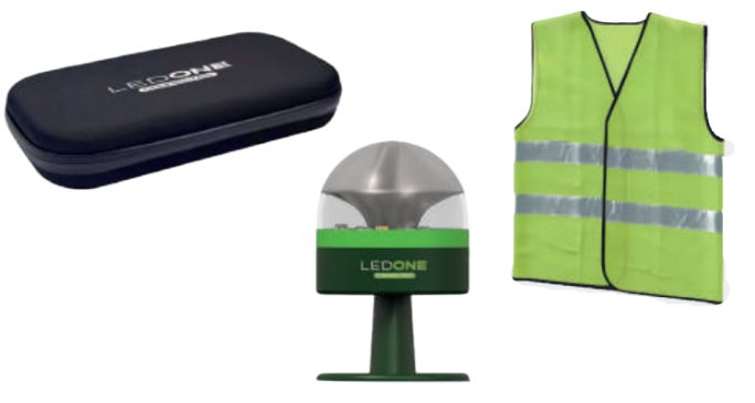 Kit Chaleco + Funda + Luz De Emergencia Led One