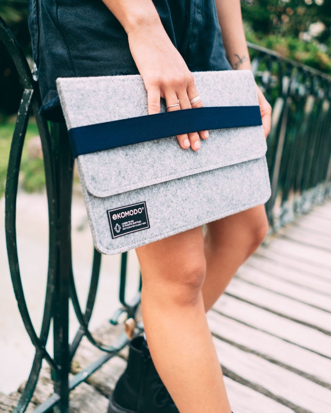 EAN 8436590370155 - EKOMODO HR-003 maletines para portátil 33 cm (13") Funda Negro, Gris imagen 8