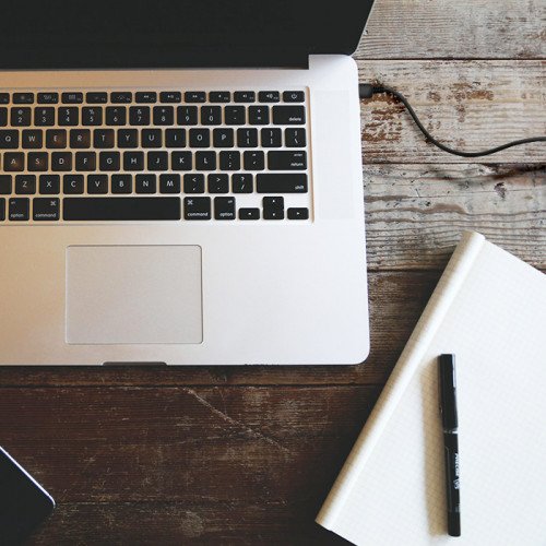 EAN 5901878510316 - Qoltec 51031 adaptador e inversor de corriente Interior 135 W Negro imagen 4