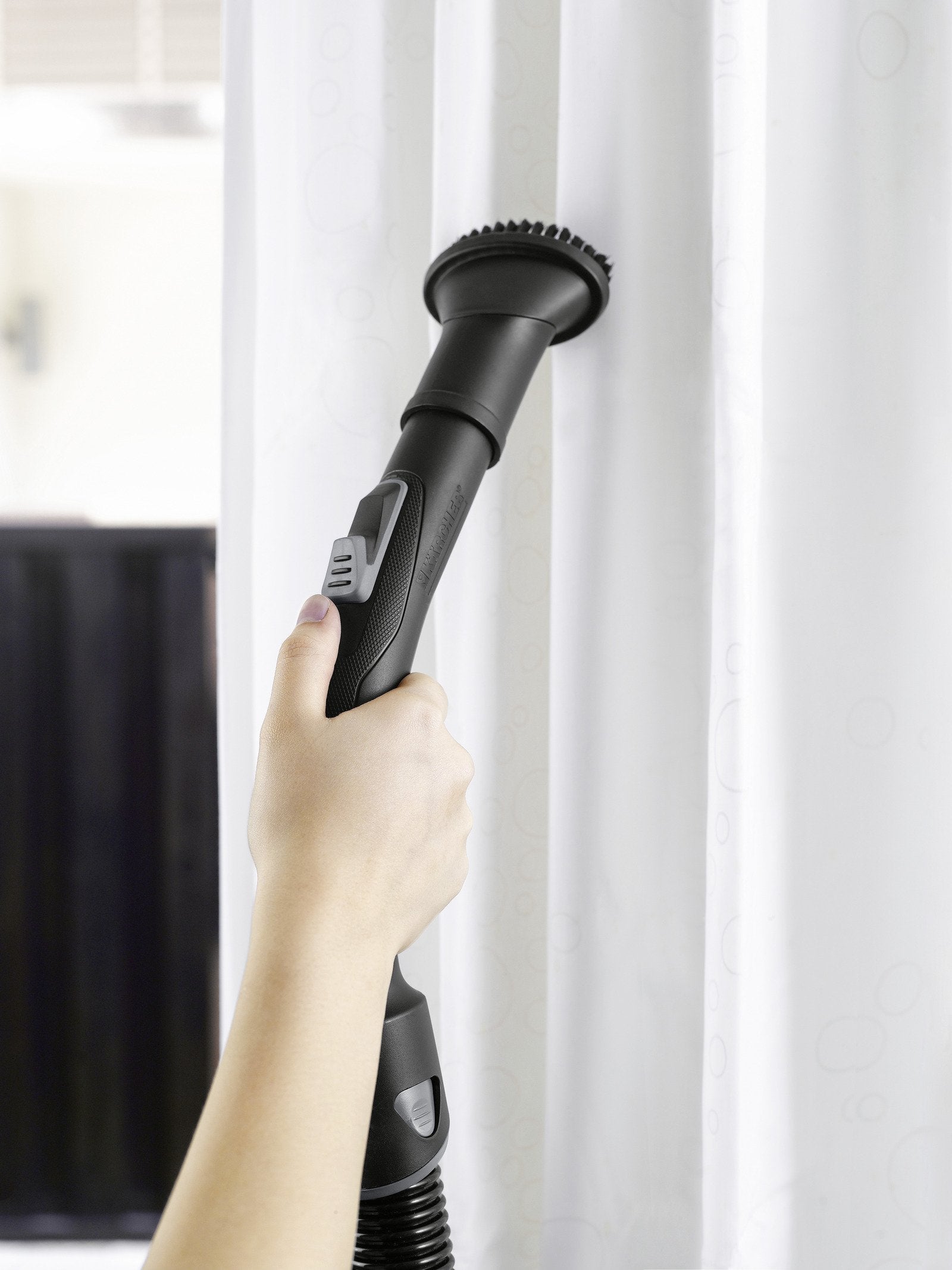 EAN 4054278991726 - Kärcher STAUBSAUGER VC 3 0,9 L Aspiradora cilíndrica Secar 700 W Sin bolsa imagen 4