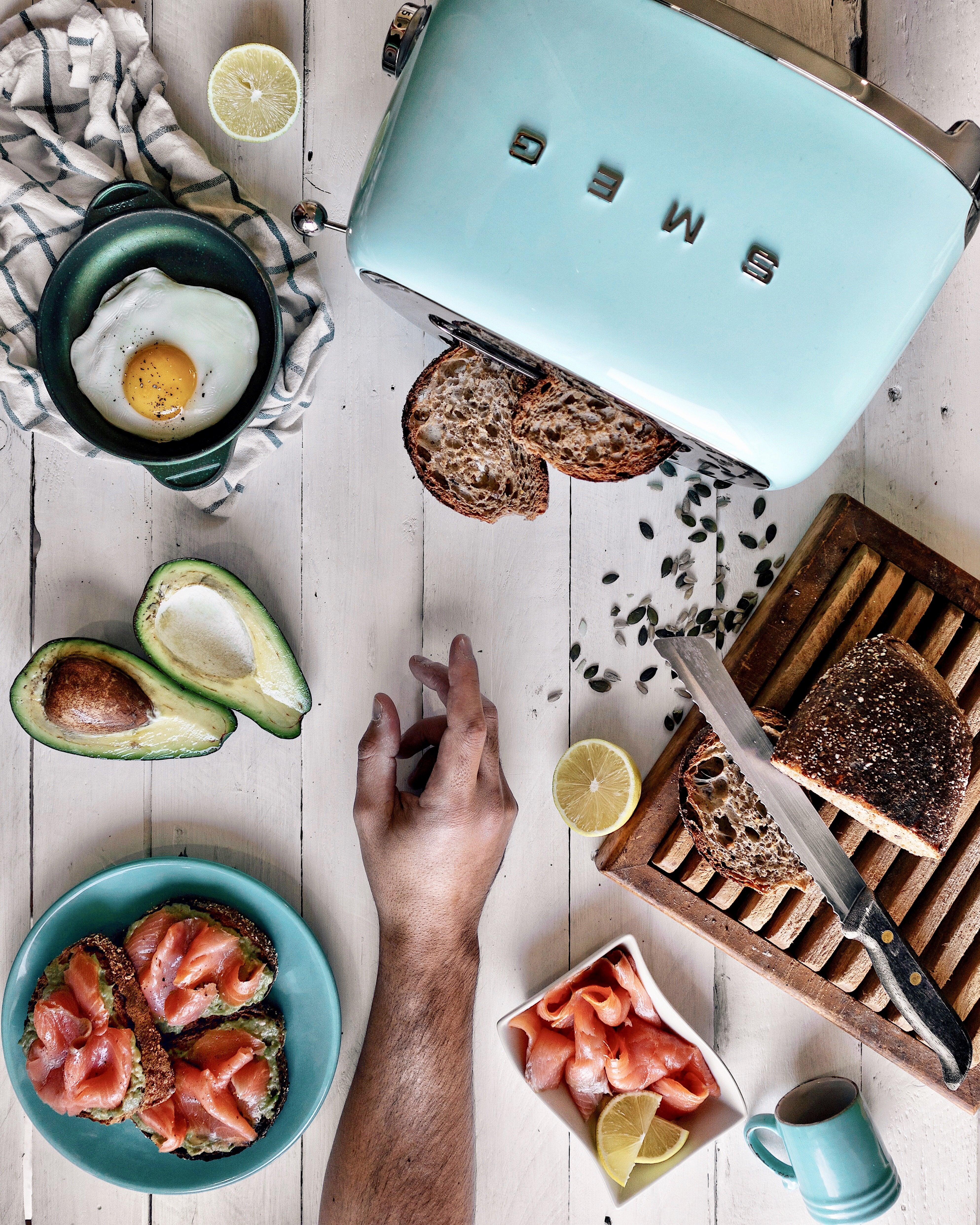 EAN 8017709189099 - Smeg TSF01PBEU tostadora 6 2 rebanada(s) 950 W Azul imagen 52