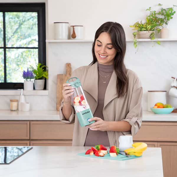 EAN 8006447002135 - NutriBullet Portable 0,475 L Licuadora de vaso Azul imagen 6