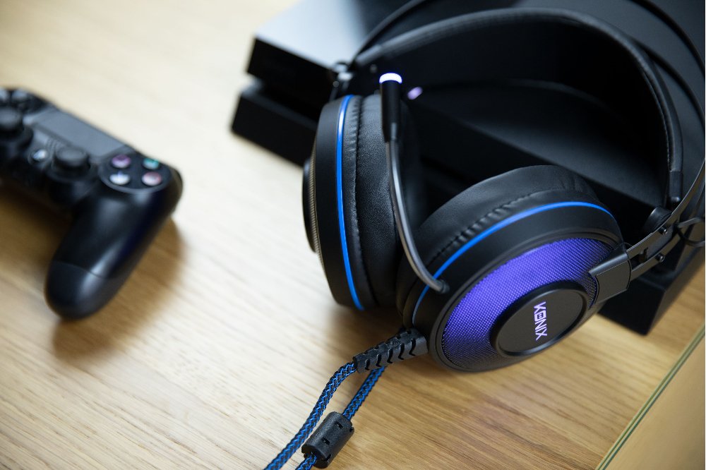 Auriculares Konix Ps4 Ps-700 7.1 50mm Neodimio Micro Flexible Kx-Gh-Ps7-P4