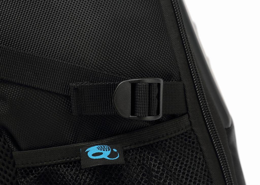 EAN 8436556143649 - Deep Gaming DG-BAG15-2N maletines para portátil 39,6 cm (15.6") Negro imagen 6
