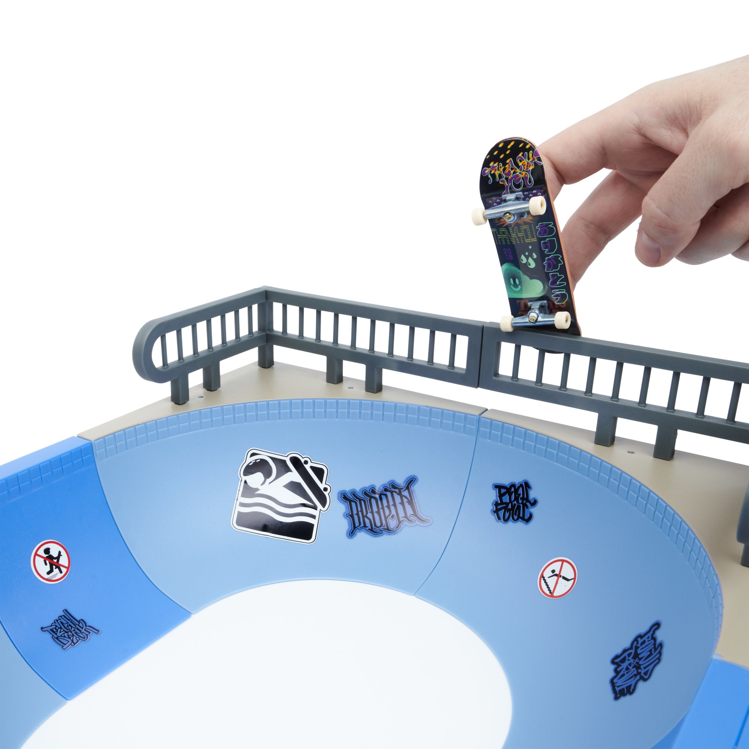 EAN 0778988463048 - Tech Deck 6066909 juego y juguete de habilidad/activo Conjunto de iniciación para monopatín de dedos imagen 4