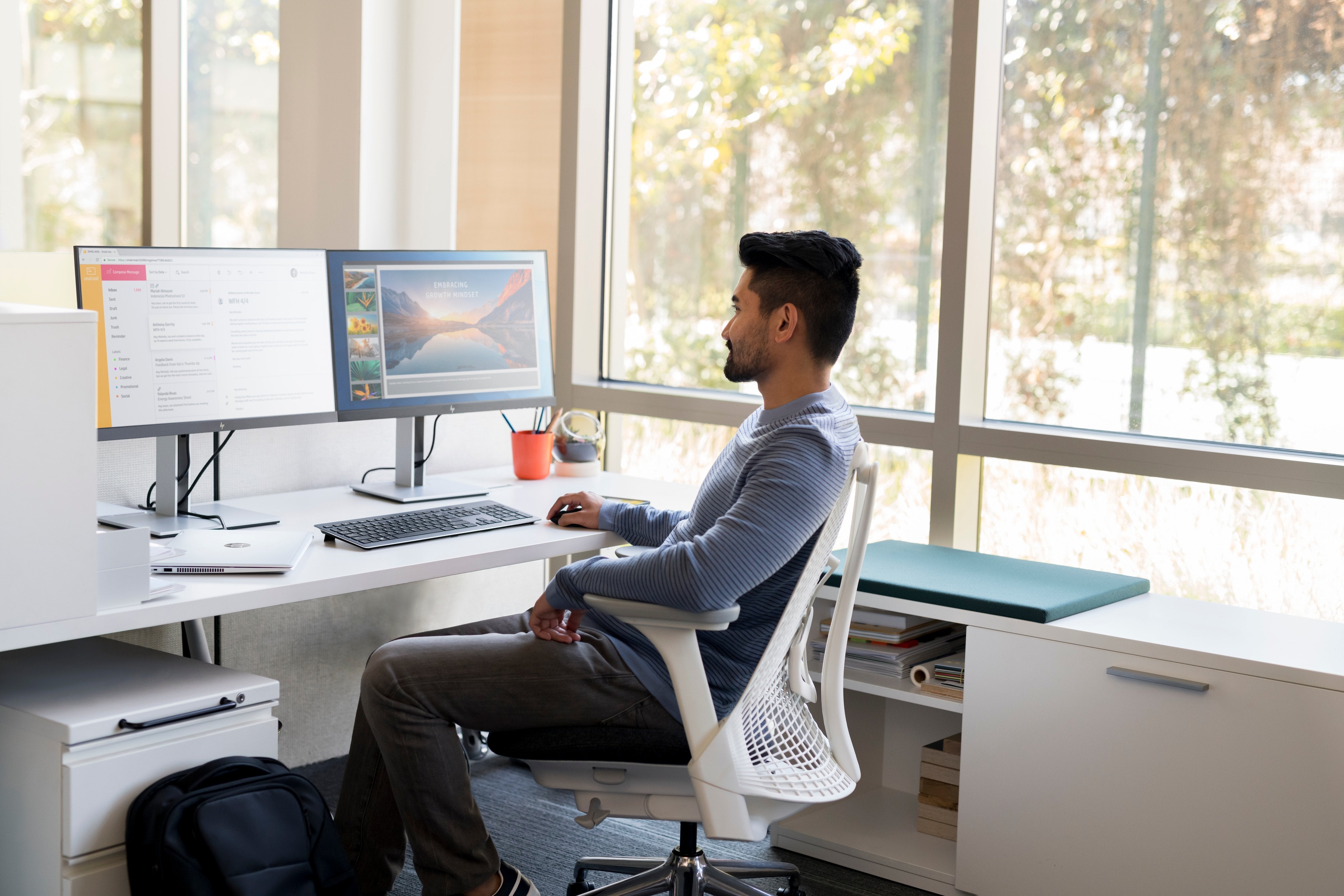 Monitor Hp E24d G4 Fhd Usb-C Docking Monitor