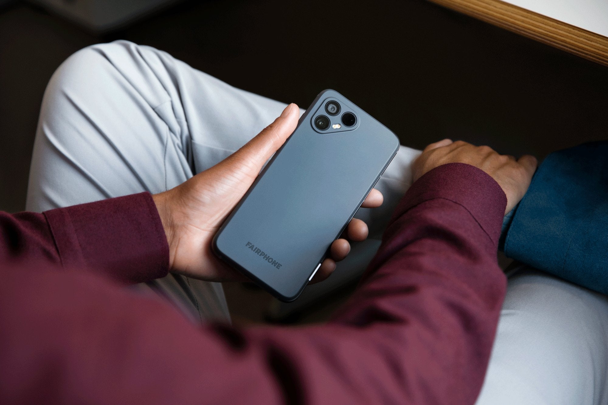 EAN 8718819372097 - Fairphone 4 16 cm (6.3") SIM doble Android 11 5G USB Tipo C 6 GB 128 GB 3905 mAh Gris imagen 15