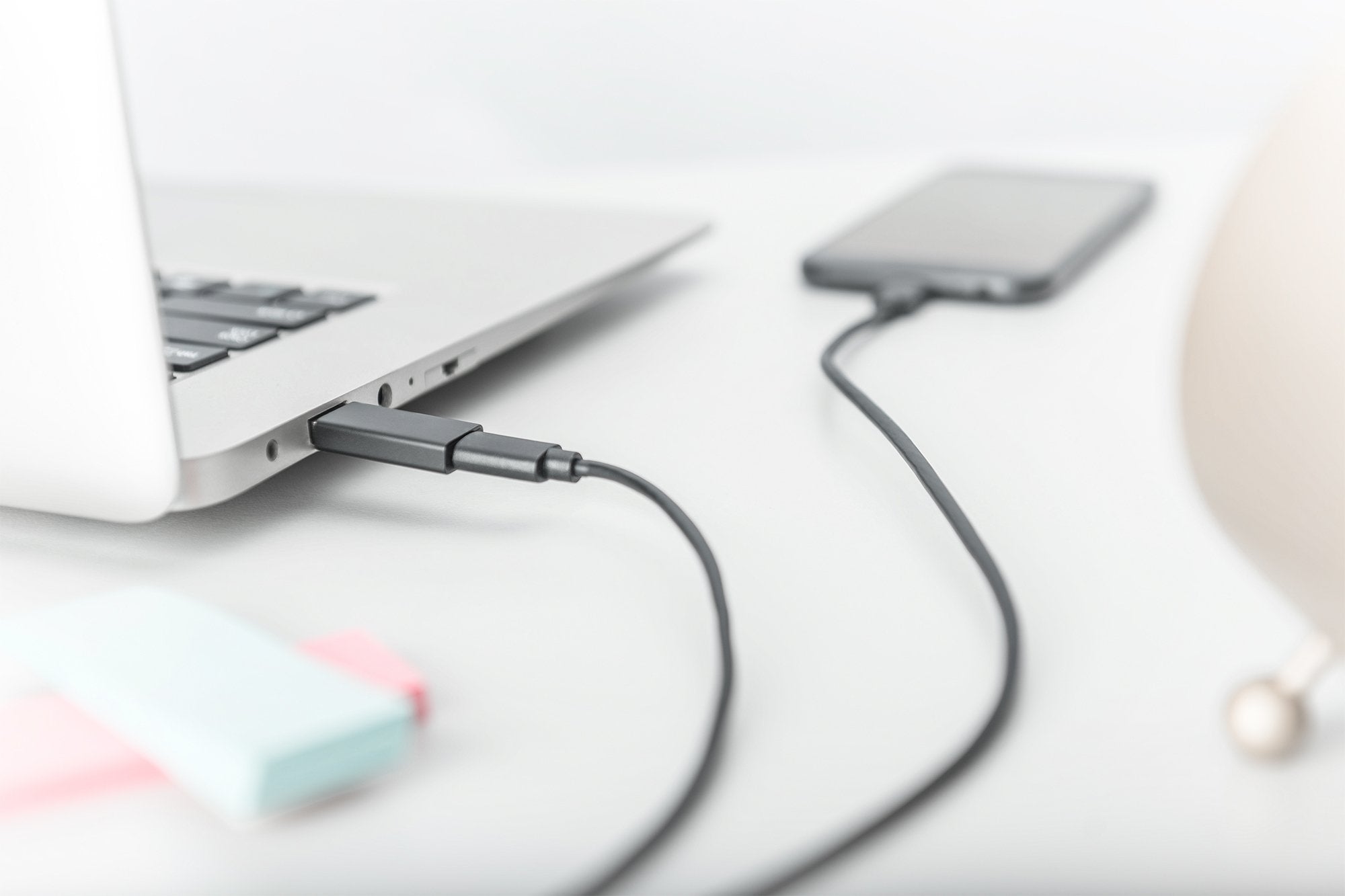 EAN 4016032467410 - Digitus AK-300524-000-S cambiador de género para cable USB-C jack Negro imagen 5