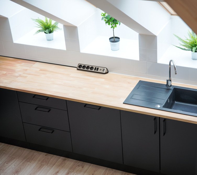 Brennenstuhl Estilo Cable De Extensión De Esquina De 6 Vías Negro