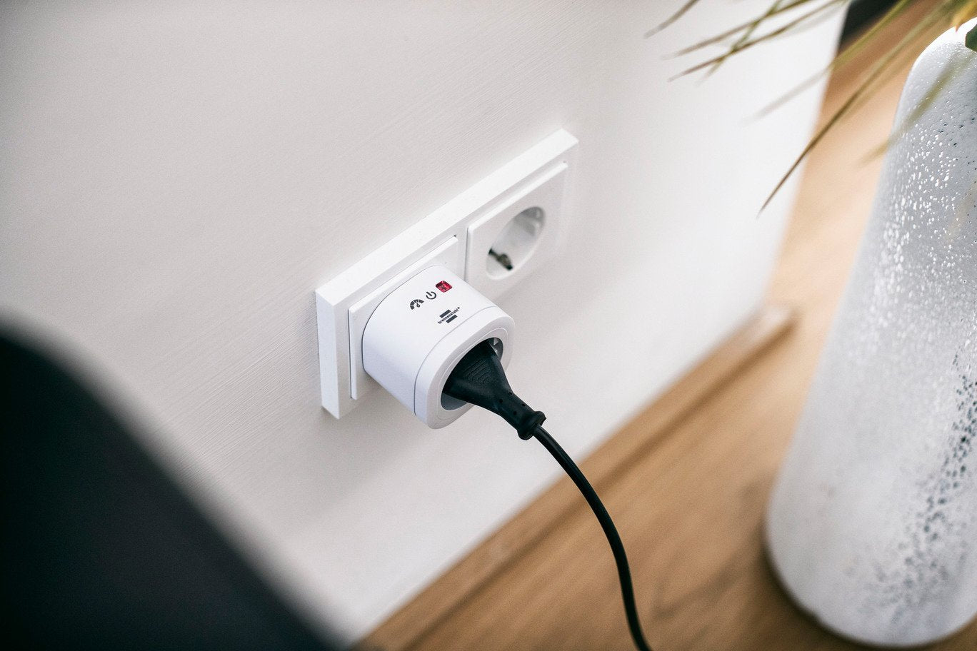 Brennenstuhl Wifi Socket Xs01 With Energy Metering