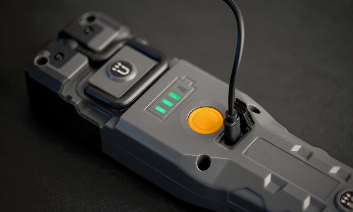 EAN 4007123663422 - Brennenstuhl 1175680 linterna Negro, Gris Linterna de mano LED imagen 5