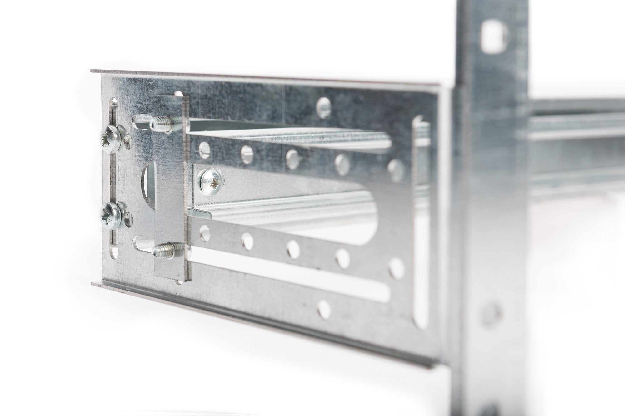 EAN 4016032456100 - Digitus DN-19-DIN-4U kit de montaje Plata Acero galvanizado imagen 2