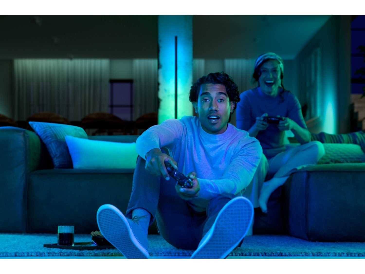 Philips Hue Signe, Lámpara De Pie Led Inteligente Compatible Con Alexa Y Google Home